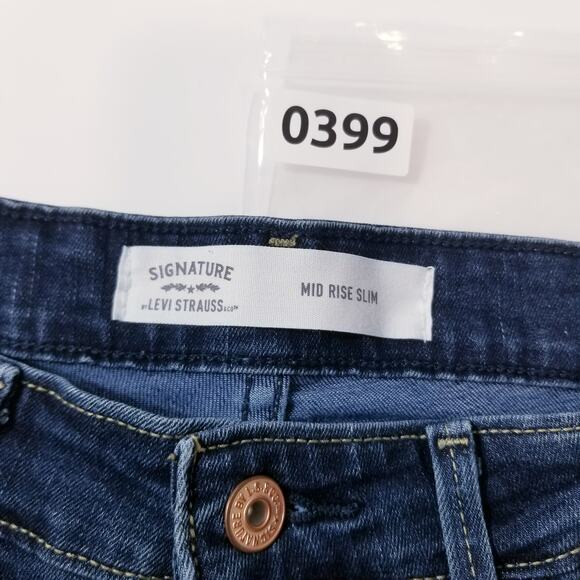 Levi's Strauss Jeans Mid Rise Slim Dark Wash Blue Denim - Picture 10 of 12